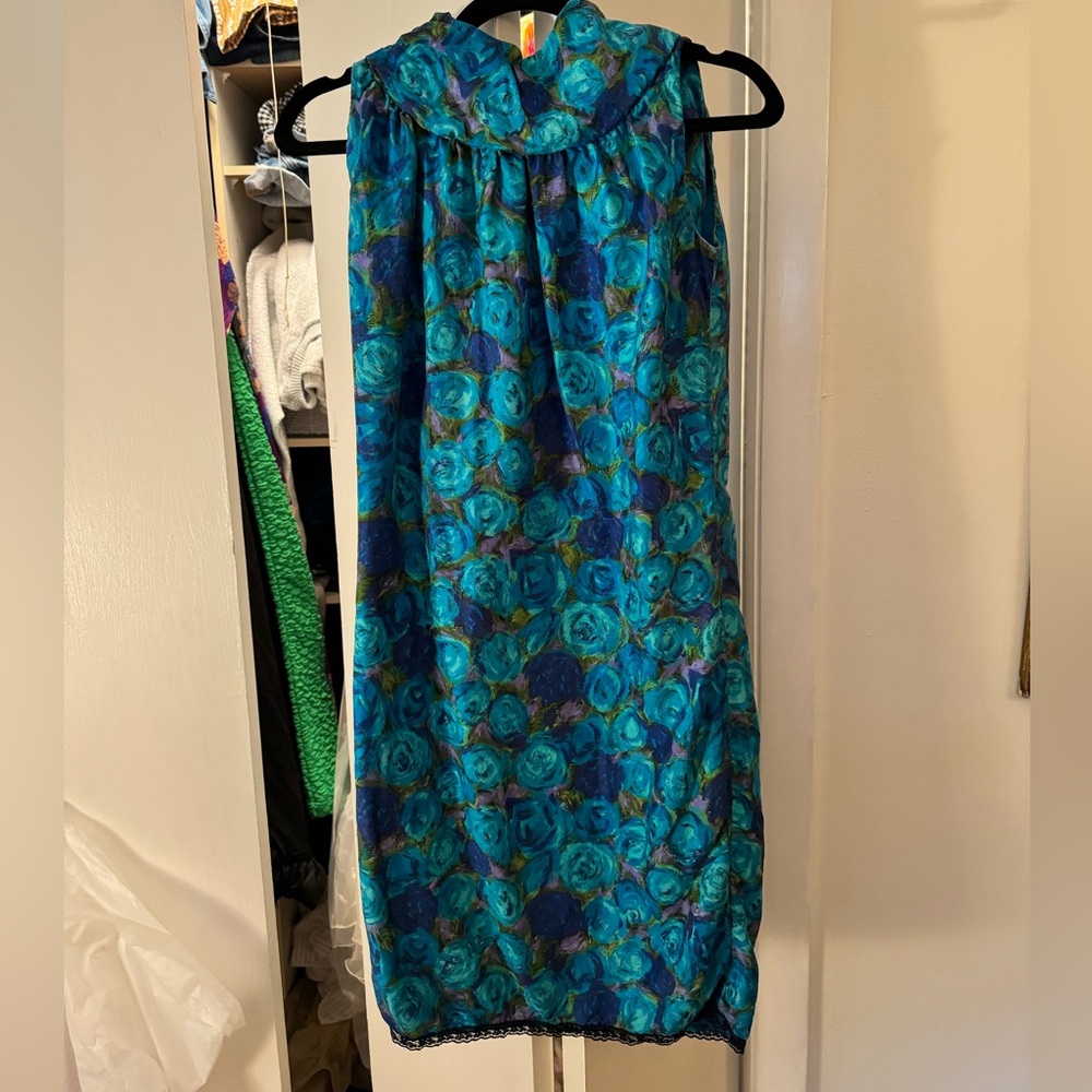 Vintage 1960s blue floral shift dress